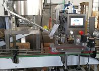 Τετραγωνική αυτόματη μηχανή ΚΑΠ μπουκαλιών μπύρας μηχανών 500ml κάλυψης βιδών ανοξείδωτου